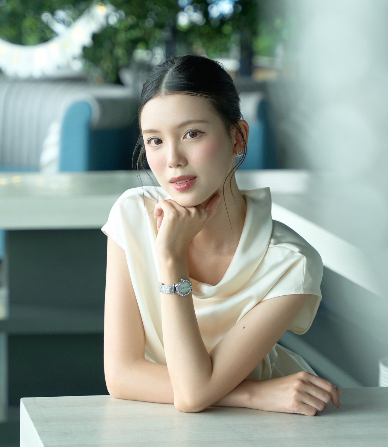 Đồng hồ nữ đẹp Saga Mirror