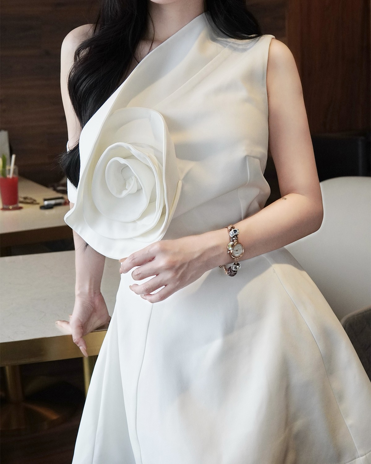 KOC Thủy Võ đeo Saga 53229-RGMWRG-3 - ảnh 2.